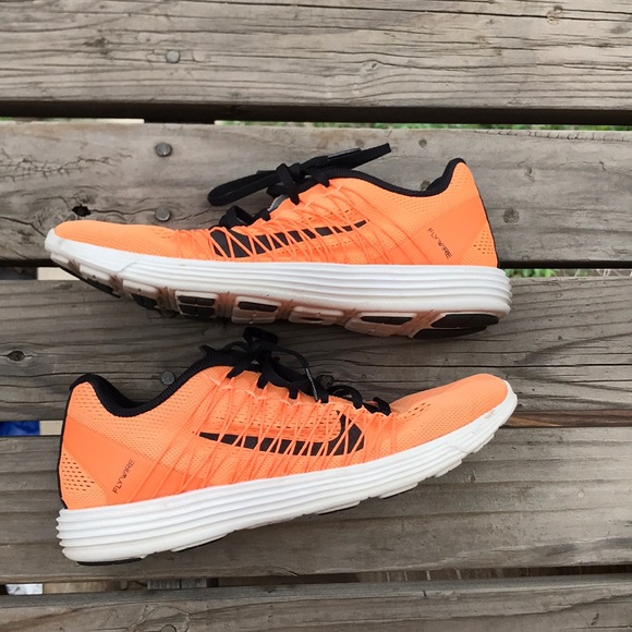 Nike Shoes - Nike Lunaracer 3 🧡